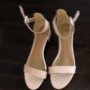 Adorable beige kitten heel sandals